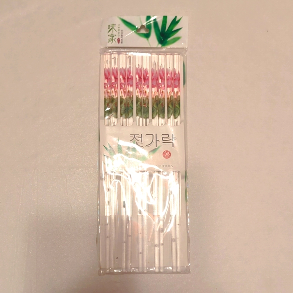 New Plastic Chopsticks with Pink Lotus Design